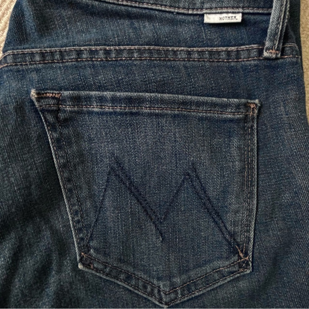 MOTHER Looker Ankle Fray size 29
